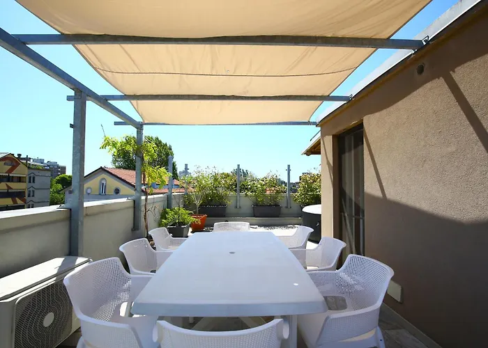 Evasione Sul Naviglio Apartmán *