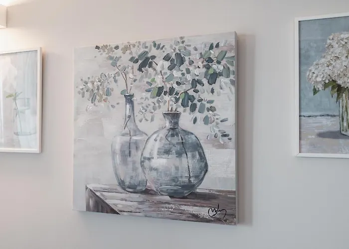 Park Towers 17 - Design - Large Terrace - Ac Апартаменты *