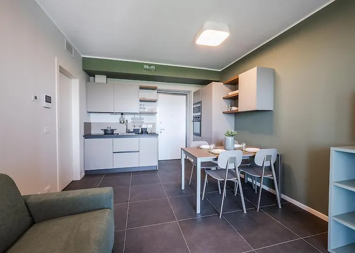 Park Towers 15 - Design - Large Terrace - Ac Apartman Milánó