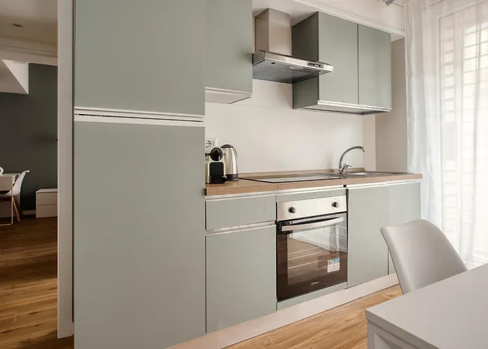 Hostmate - - Imperia's Nest - Romolo Iulm *