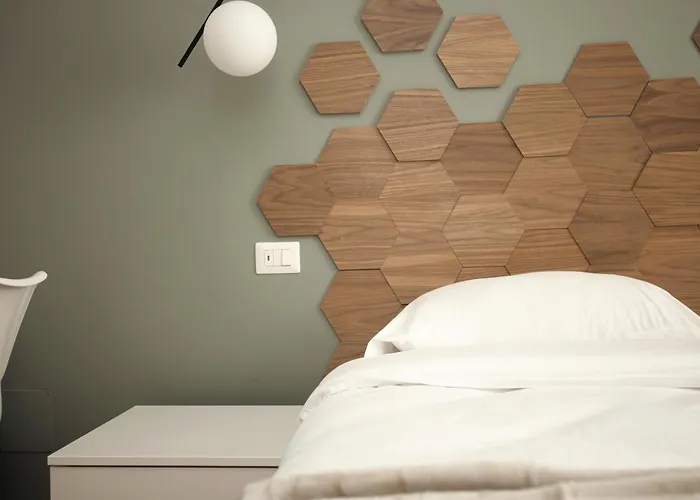 Hostmate - - Imperia's Nest - Romolo Iulm