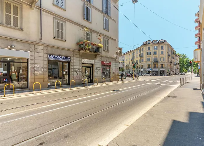 Bilocale Via Ripamonti, Porta Romana Lägenhet