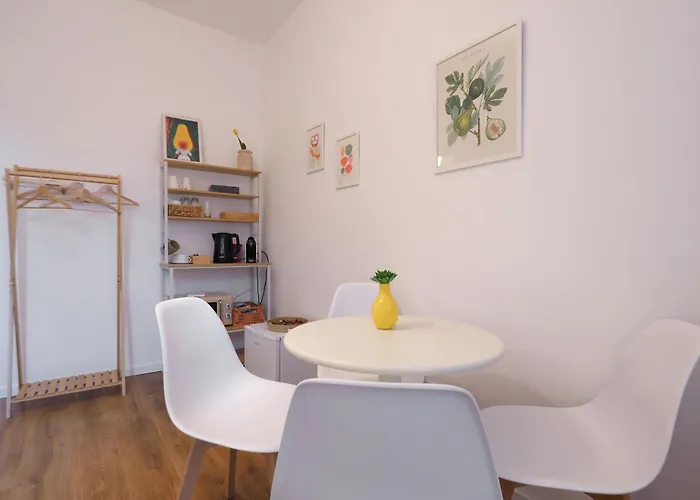 Appartamento Primopiano - Roncaglia B Milano