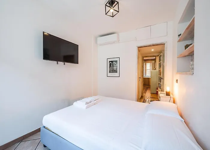 Savona Bilo13 Fashion Spot Metro A 5 Minutes Wifi And Ac Appartement