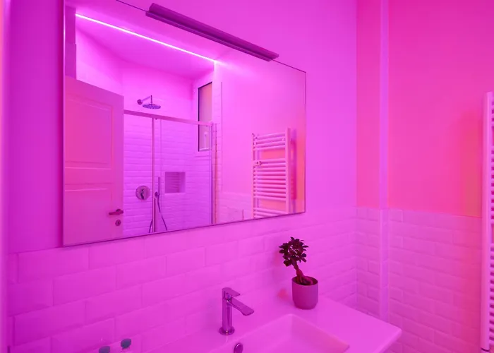 Apartament The Porthole - Rifugio Chic E Porta Venezia Mediolan