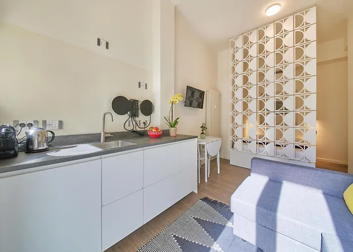 Apartament The Porthole - Rifugio Chic E Porta Venezia Mediolan