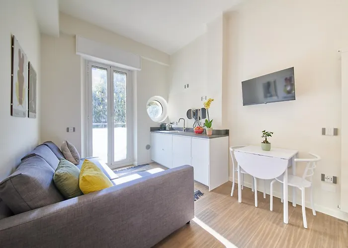 Apartament The Porthole - Rifugio Chic E Porta Venezia *