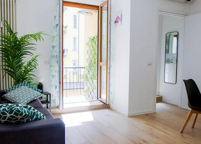 Navigli - Free Wifi * Milan