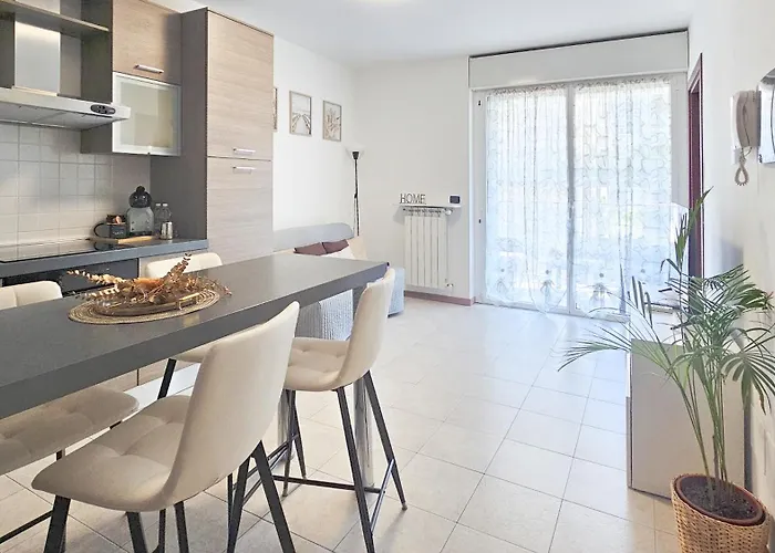 Skyline - Exclusive Garage & Terrace Apartment *