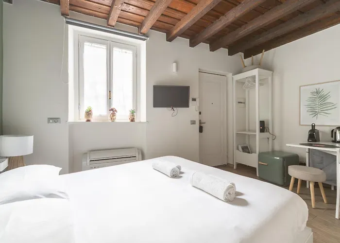 Your Lovely Retreat In Brera Milánó