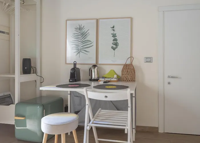 Your Lovely Retreat In Brera Appartement