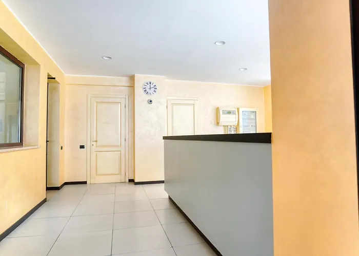 Apartament Citylife Prime - In Front Of The Shopping District With Big Terrace And Gym