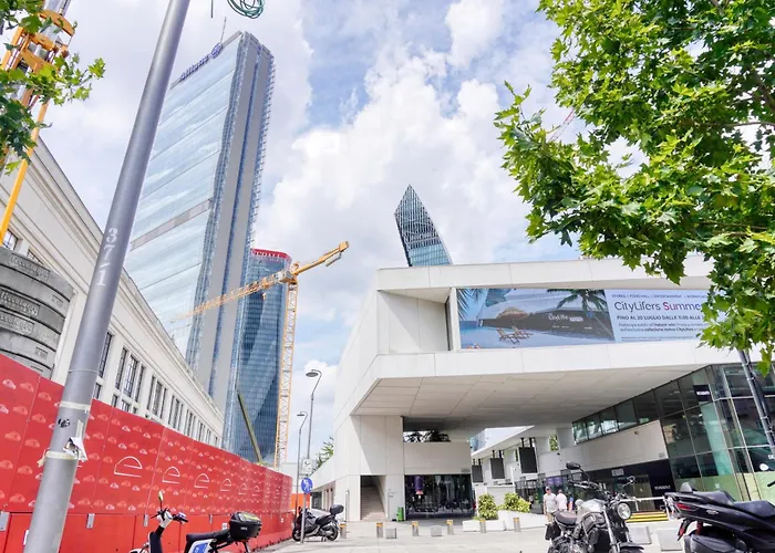 Citylife Prime - In Front Of The Shopping District With Big Terrace And Gym