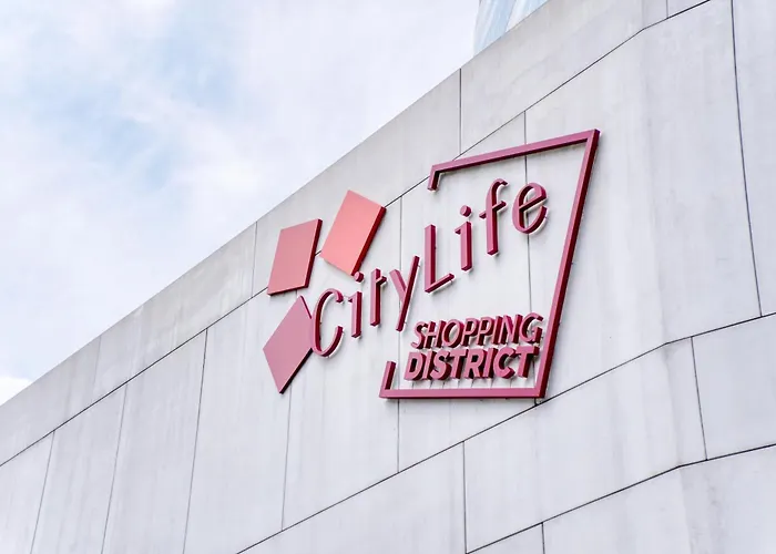 아파트 Citylife Prime - In Front Of The Shopping District With Big Terrace And Gym *