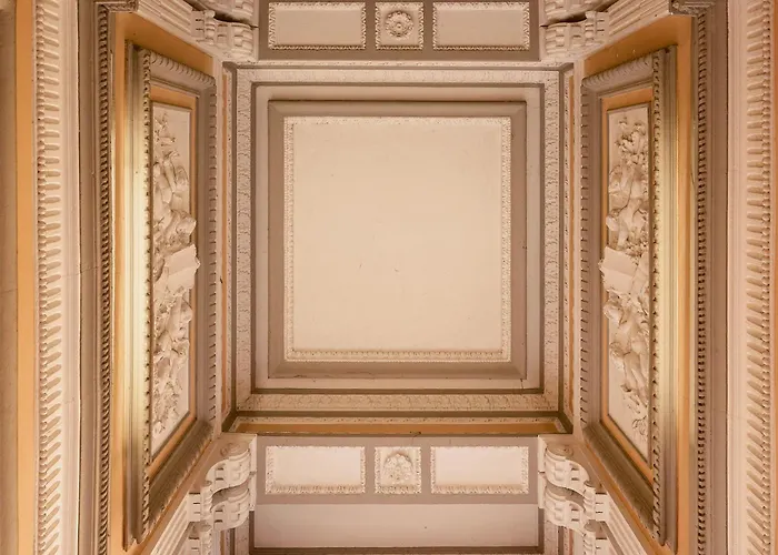 Charm House In The Heart Of - Porta Venezia Apartman *