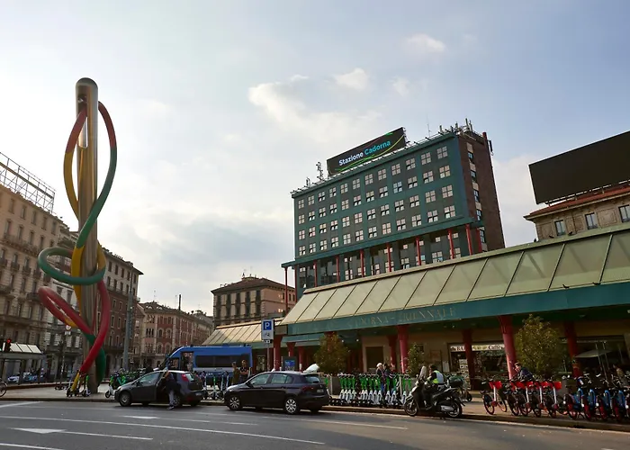 Cadorna Prestigious - Modern Architecture In Front Of The Station 公寓 *