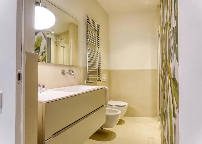 Cadorna Prestigious - Modern Architecture In Front Of The Station 米兰