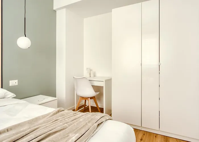 Hostmate - - Imperia's Serenity - Romolo Apartment *