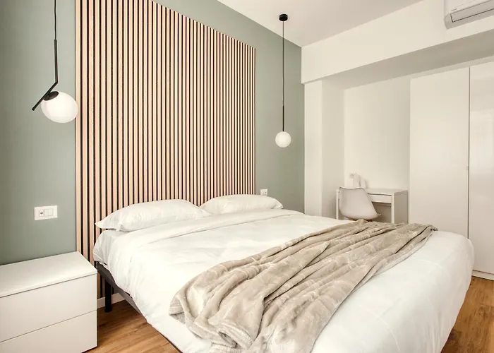 Hostmate - - Imperia's Serenity - Romolo Apartment *