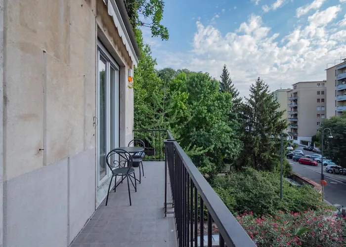 Luxury - Sambuco 5 Milán