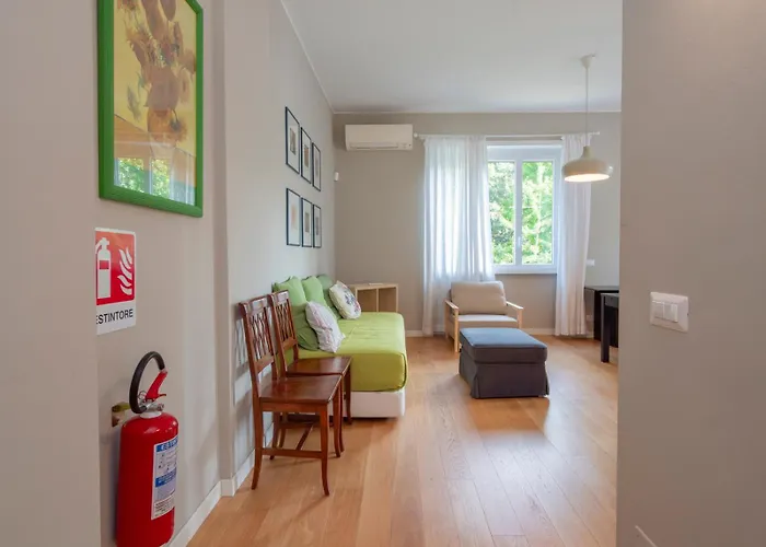 Luxury - Sambuco 5 * Milán