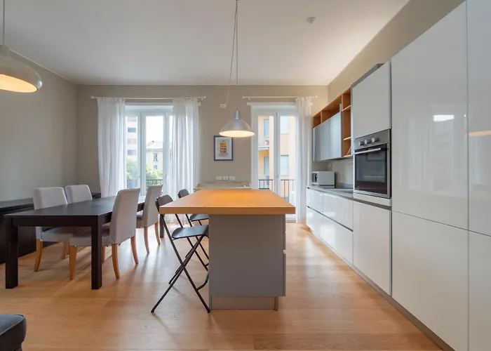 Luxury - Sambuco 5 * Milán