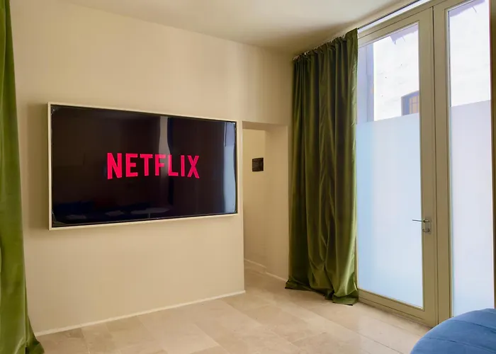Movie Apartament Mediolan