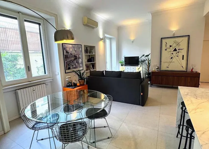 Design With Garden Close To Station Apartamento *