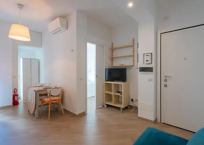 Homelovers Simple Quite Flat Sarpi Sempione Mm5 Gerusalemme Milaan