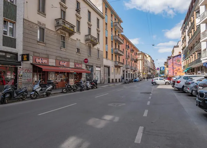 Homelovers Simple Quite Flat Sarpi Sempione Mm5 Gerusalemme ميلان