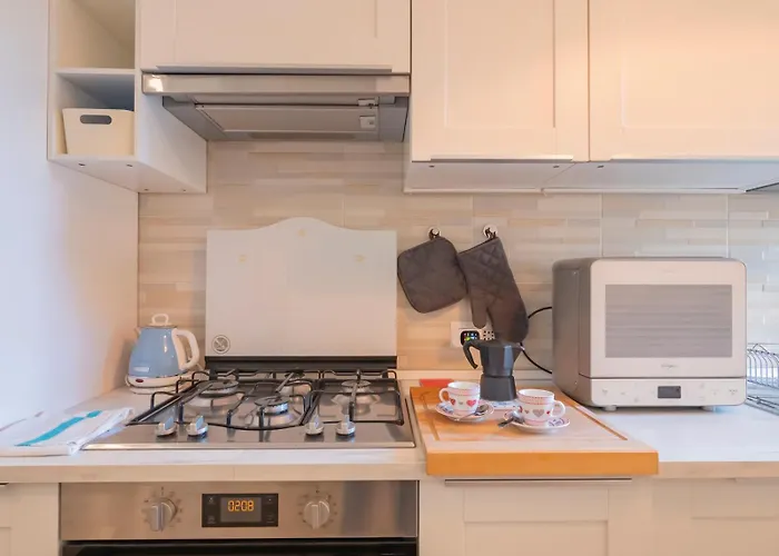 Homelovers Simple Quite Flat Sarpi Sempione Mm5 Gerusalemme * Milaan