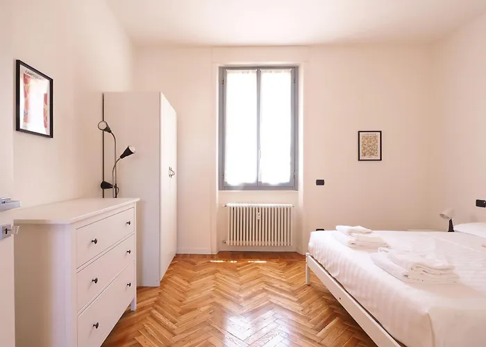 Olona Premium Duplex Sant'ambrogio アパート ミラノ