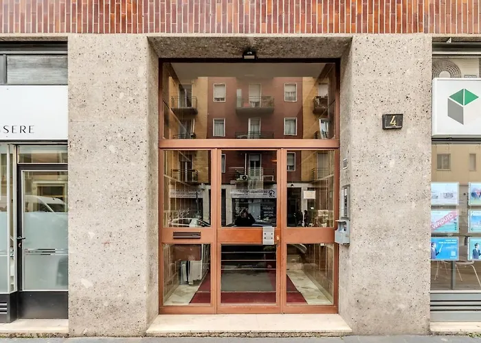 Politecnico Leonardo & Institute Of Tumors דירה *