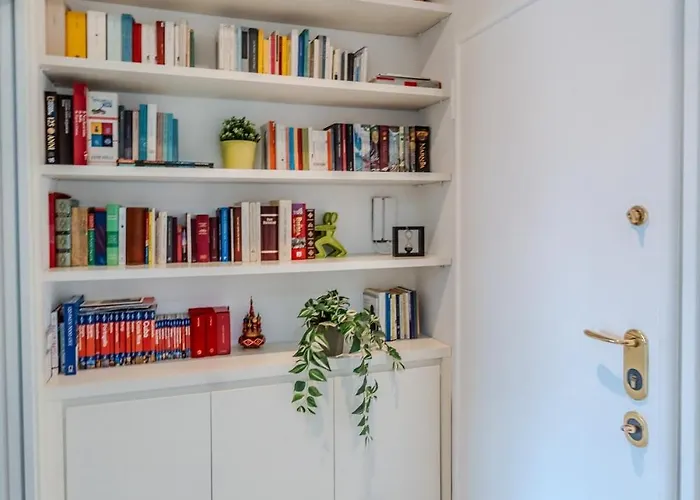 Politecnico Leonardo & Institute Of Tumors דירה *