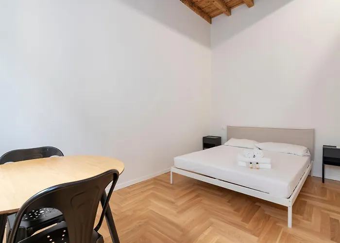 Xenia - In Corso San Gottardo B Milano