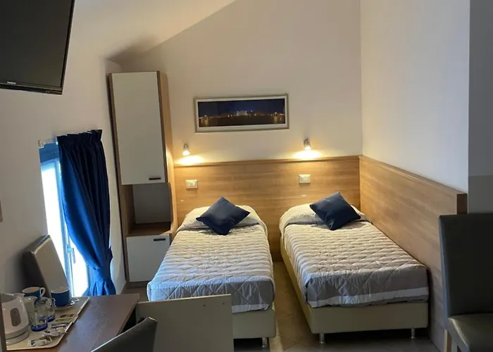 Montecarlo Hotel Milán