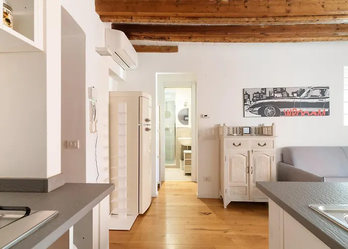 Arco Della Pace - Sempione - Moderno Bilocale * Milan