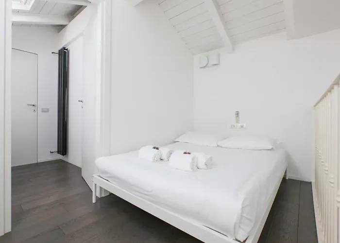 Hacca Collection - Open Space In Porta Ticinese Appartement *