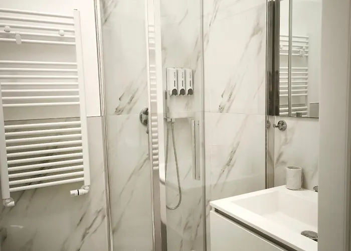 Apartament Limo *