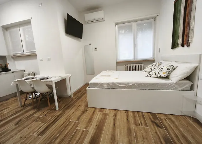 Limo Apartament Mediolan