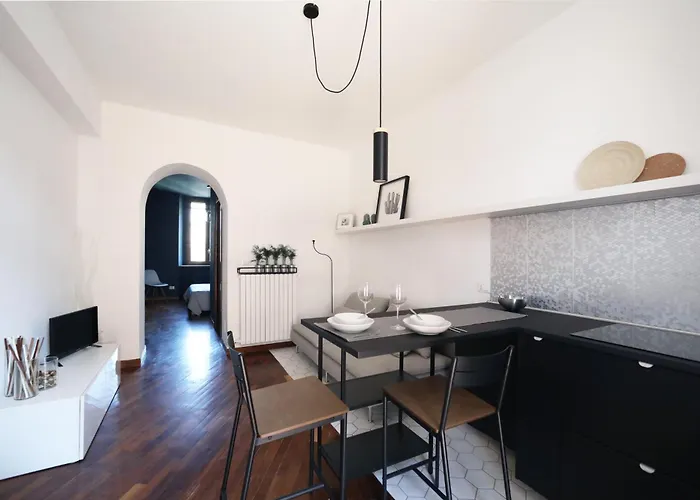 Delicious Design In Center * Milán