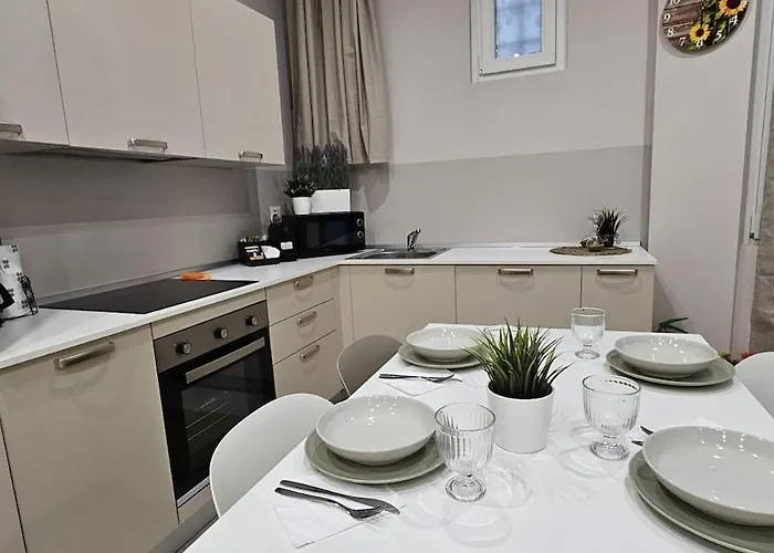 Gambara M1 - Prato Fiorito, Appartament Appartement Milaan