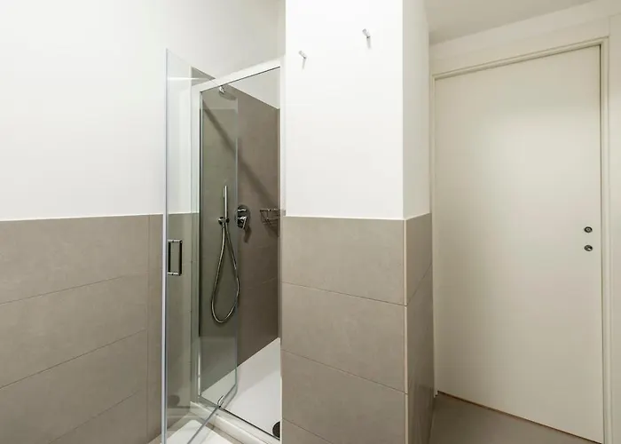 Amendola Luxury - B * Milano