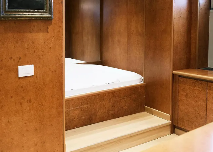 Comecasa Monte Napoleone Exclusive * Milán