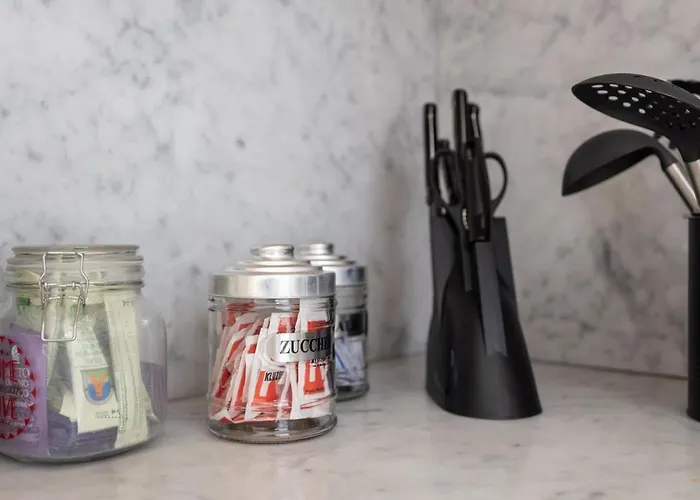 Duomo Milan-attic With Terrace-netflix And Wifi Milánó