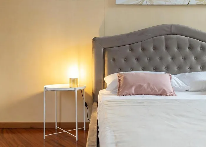 Lejlighed Duomo Milan-attic With Terrace-netflix And Wifi *
