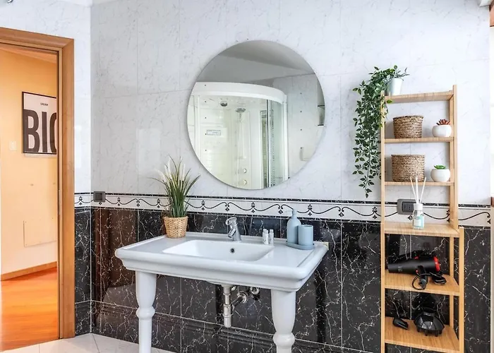 Duomo Milan-attic With Terrace-netflix And Wifi * Milánó