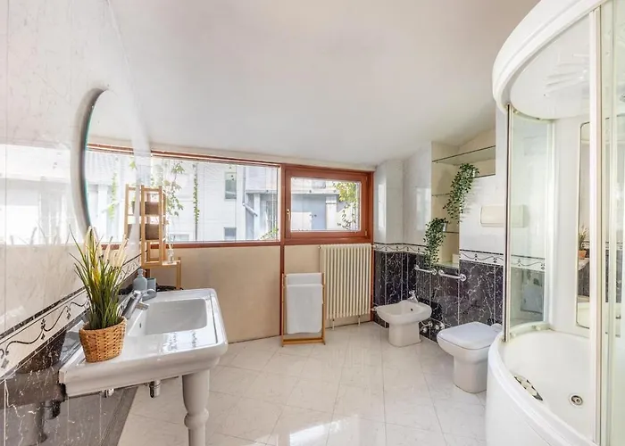 Duomo Milan-attic With Terrace-netflix And Wifi