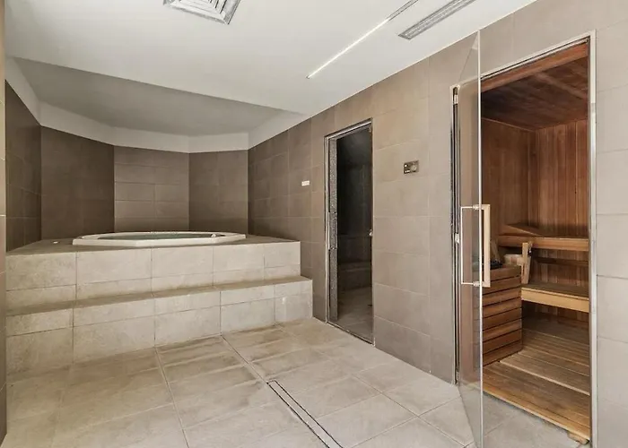 Giax Tower-spa, Pool, Parking * Milano