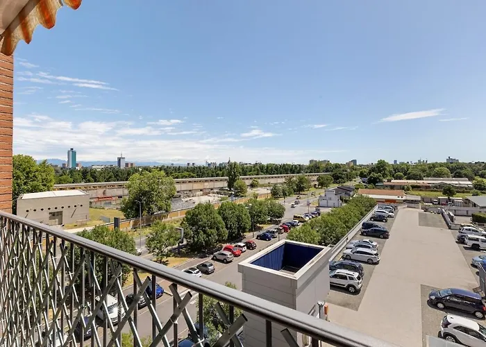 Apartmán Elegant Terrace Flat Parking Near Rho Fiera Mi *